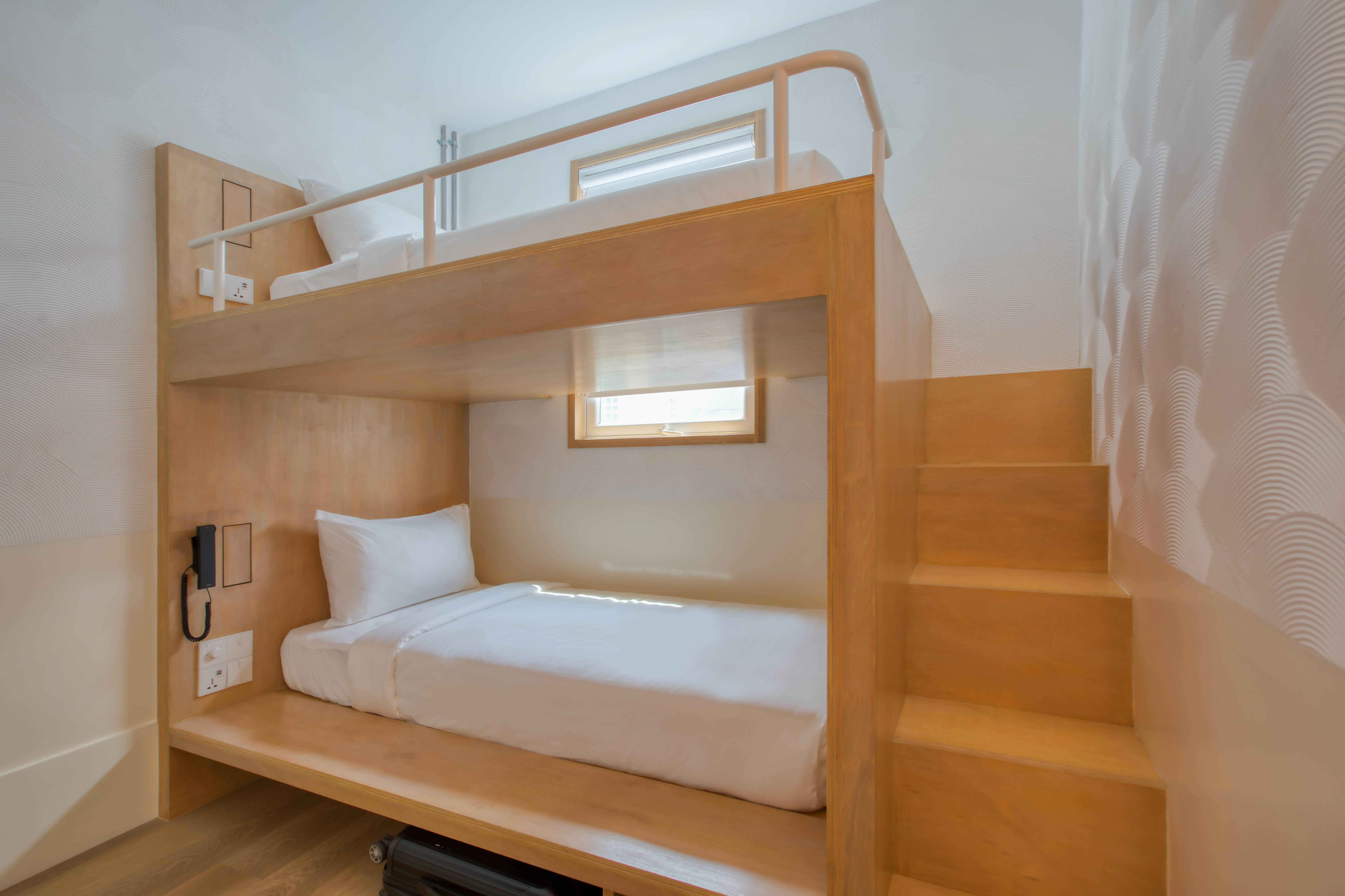 Momo's Hotel 3*